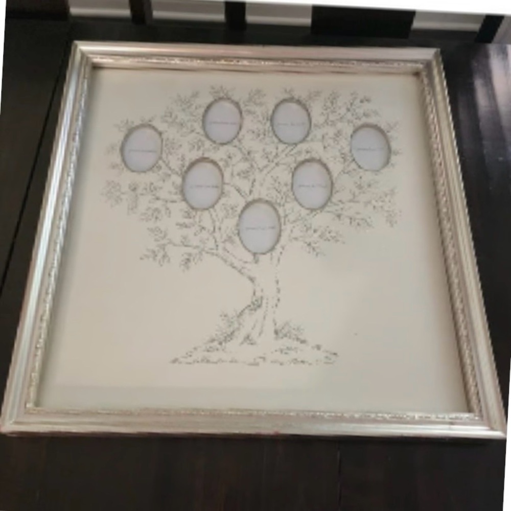 Pottery Barn Kids Silver Family Tree Frame with 7 Oval Photo Openings - Picture 3 of 7